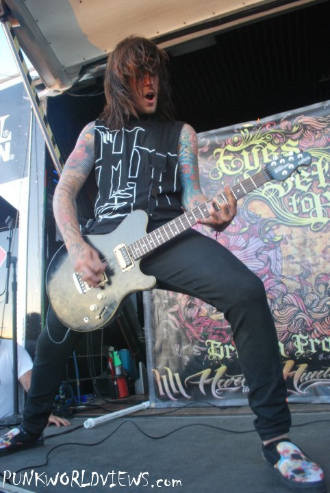 Live @ Warped Tour 2010 (Carson, 6/25)