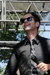 BouncingSouls_Hootenanny_201202