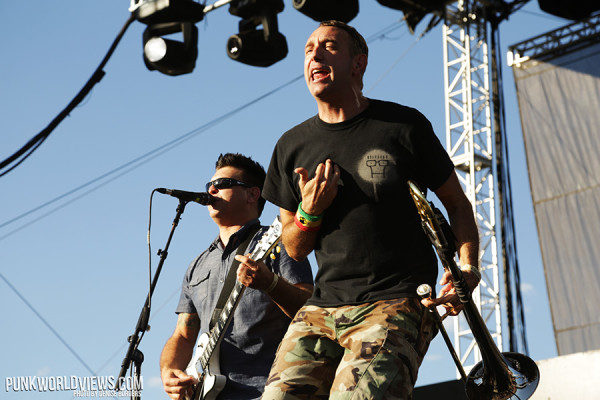 lessthanjake-itsnotdead-bydeniseborders_03-600x400